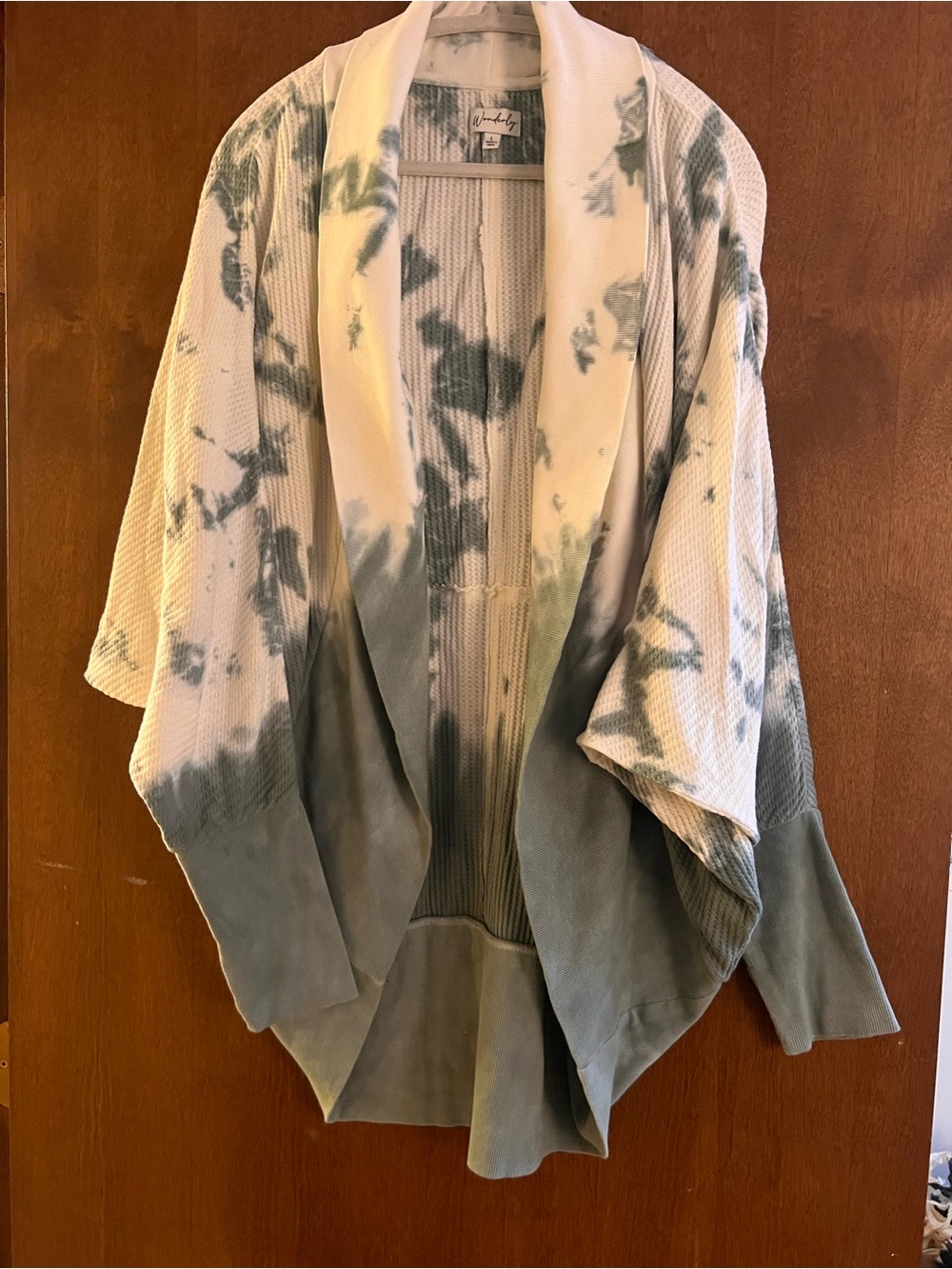 Wonderly Tie-Dye Open Front Shawl Cardigan in White and Gray